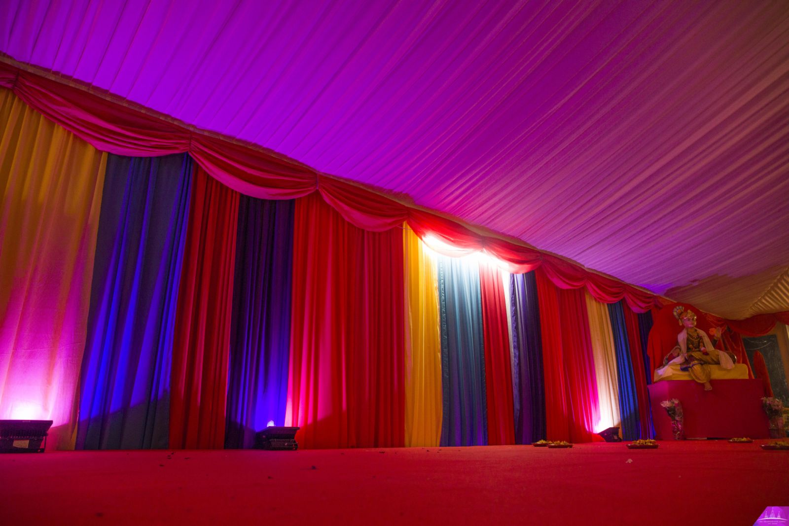 ©1987-2017 SKS Swaminarayan Temple East London